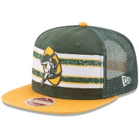 Men's Green Bay Packers New Era Green/Gold Vintage Throwback Stripe 9FIFTY Adjustable Snapback Hat 2751714